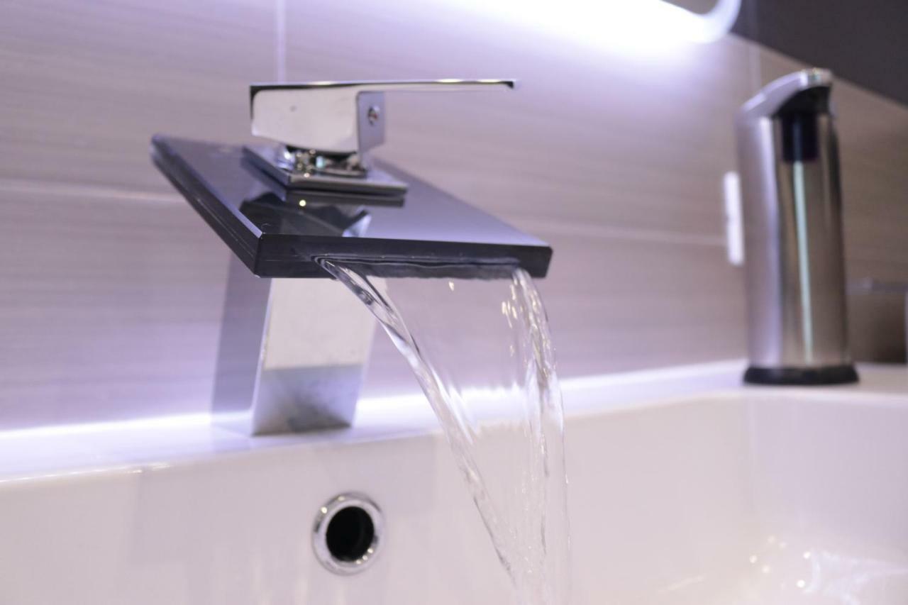 パレルモLe Torri Dell'Acquaアパートメント エクステリア 写真